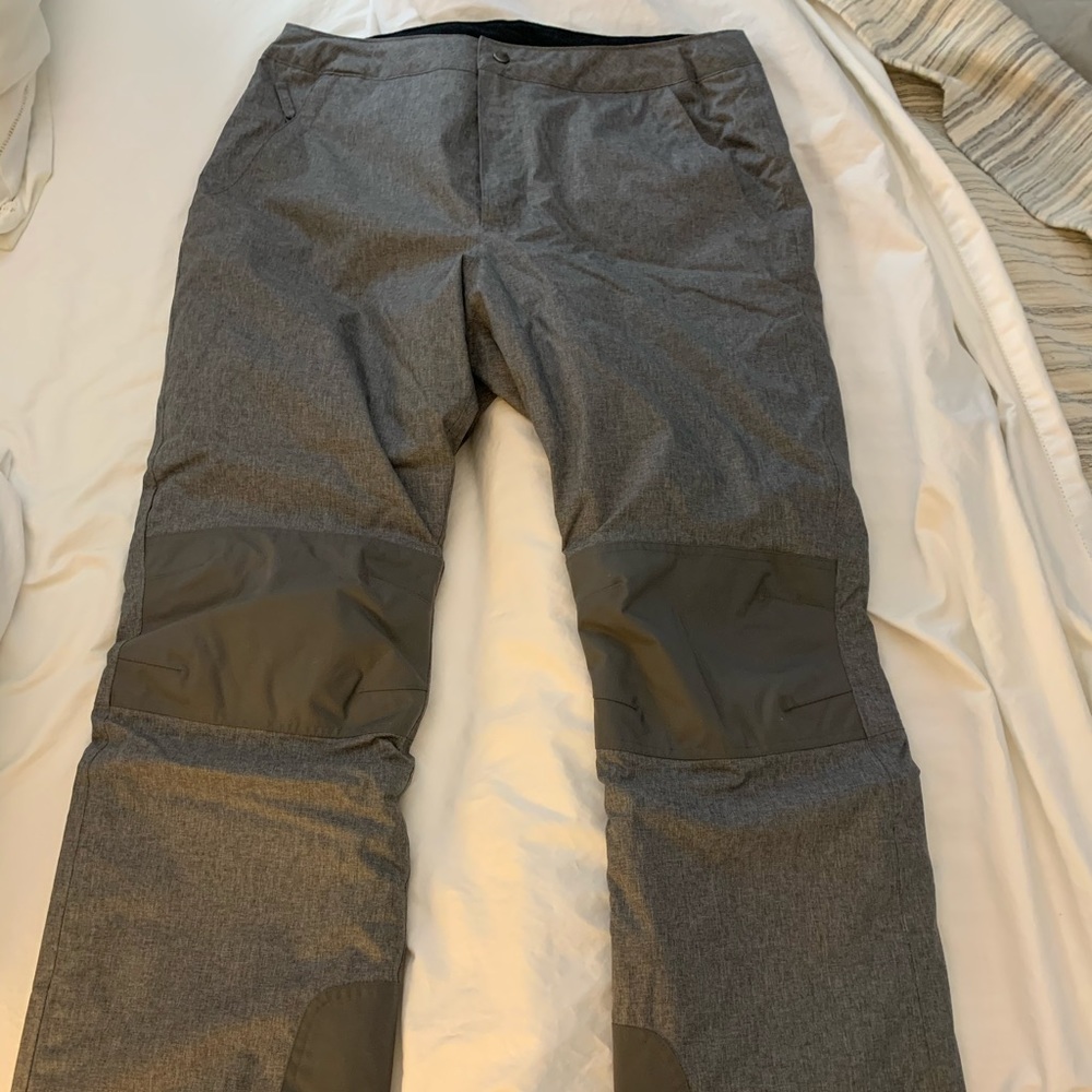 Lands End ski pants, never worn, without tags
